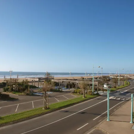 T2 Renove Avec Balcon Et Vue A Jean De Monts - Fr-1-323-319
