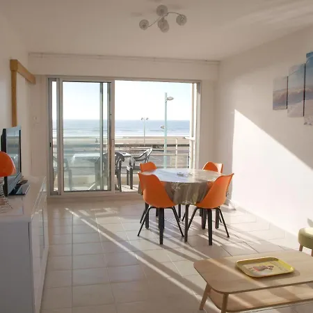 T2 Rénové Avec Balcon Et Vue à Jean De Monts - Fr-1-323-319 Appartement
